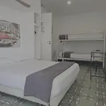 Le Centre Hotel *