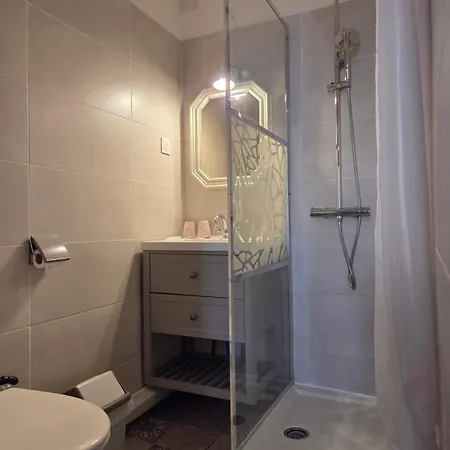 Le Centre Otel *