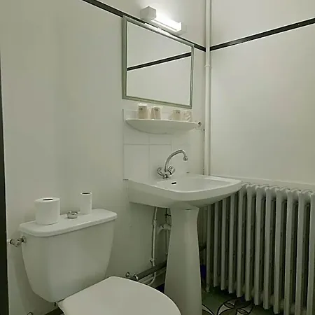 Le Centre מלון
